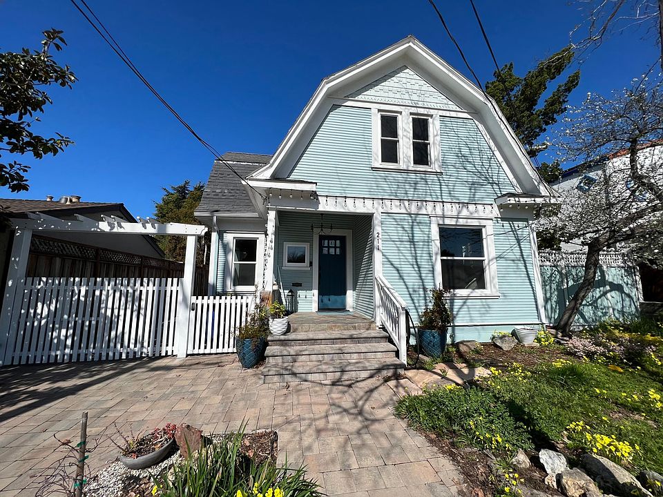 1st image of 211 Stanford Ave