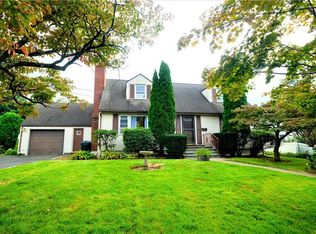 24 Burdsall Dr, Port Chester, NY 10573