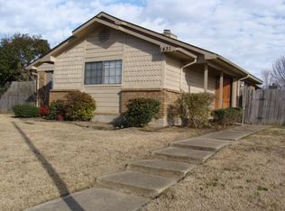 1431 Smokehouse St, Mesquite, TX 75149