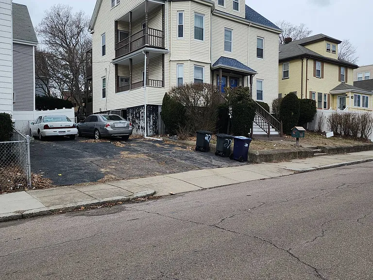 27 Becket St #1 — Photo 24