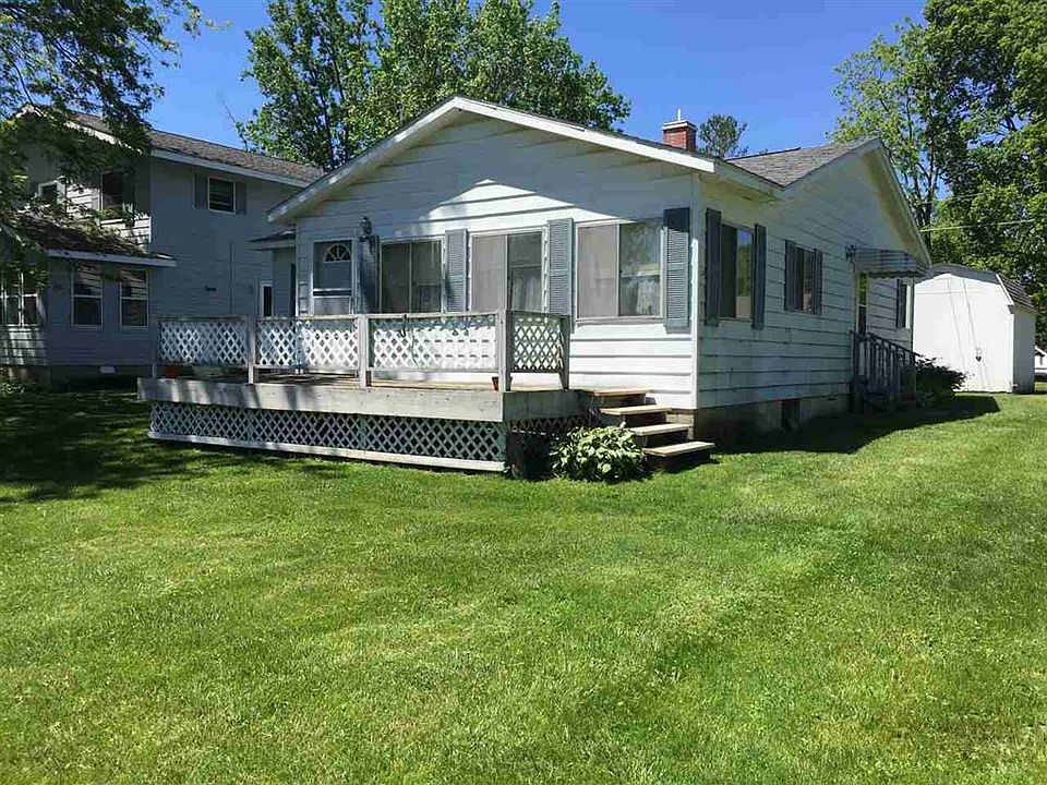 1st image of 811 W Beach Dr