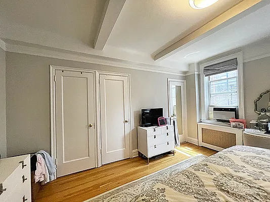 Rented by Rachel Realty | media 10