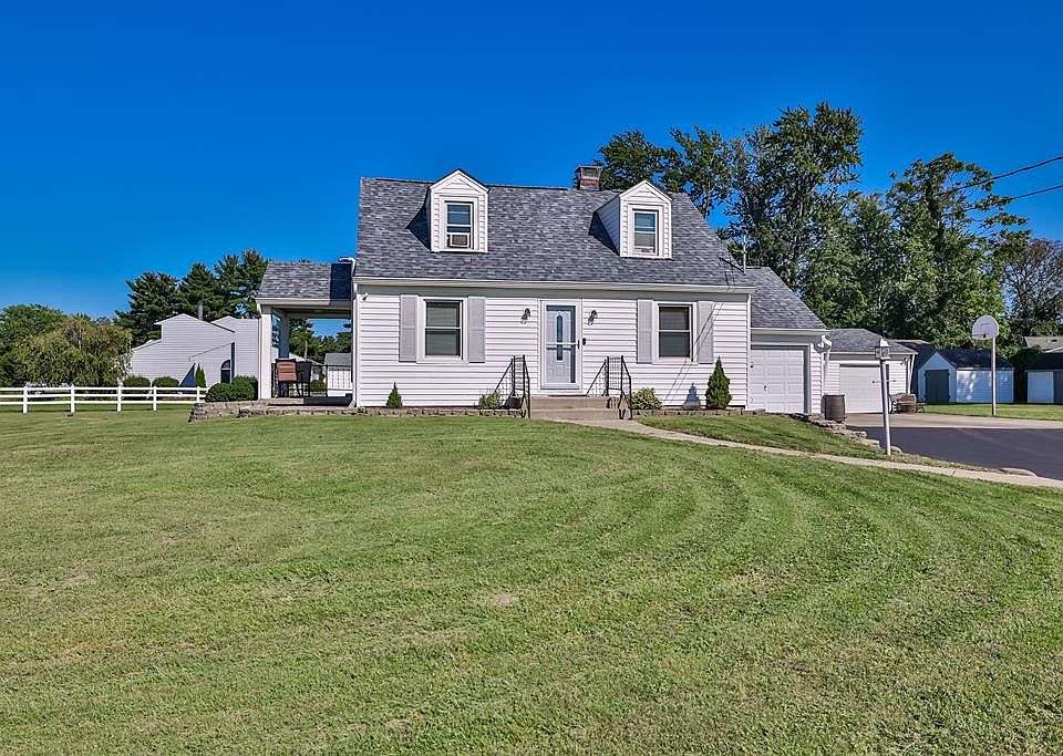 1st image of 8762 Russet Dr