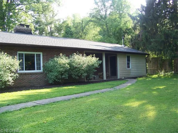 2200 Yellow Creek Rd, Akron, OH 44333