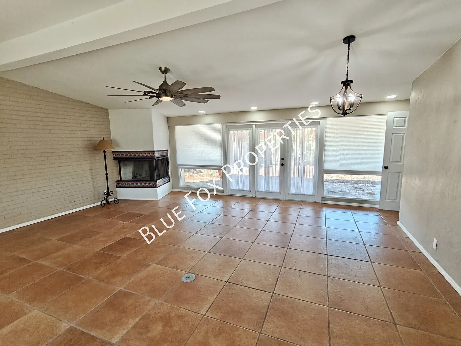5449 East Holmes Street — Photo 3