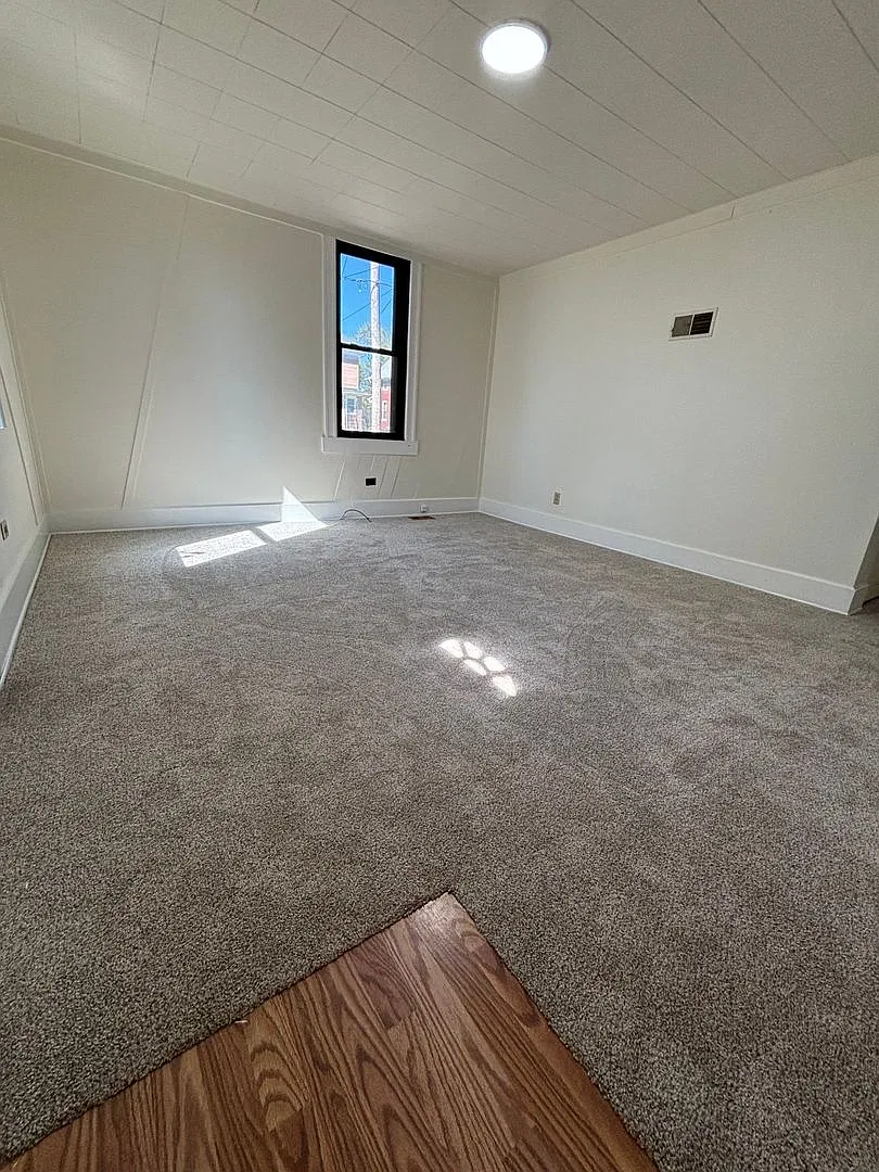 3 bed 1 bath home for rent in Belleville — Photo 3