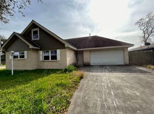 2901 18th Ave N, Texas City, TX 77590