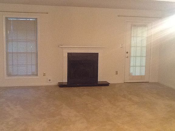 3rd image of 6016 Winged Elm Ct