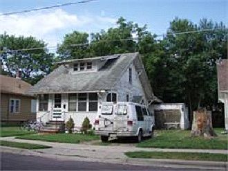 1st image of 130 Linden Ave