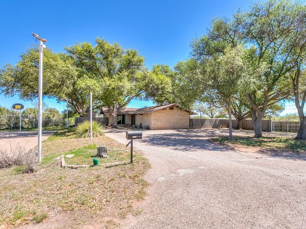 1320 Chadbourne St, Robert Lee, TX 76945
