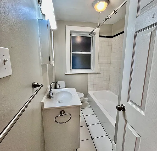 1535 McCausland Ave #A — Photo 7
