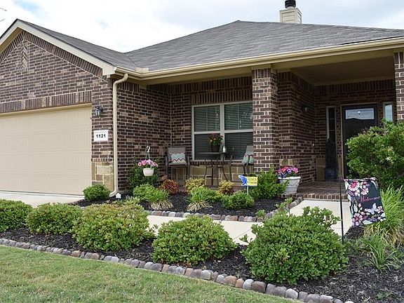 2nd image of 1121 Doe Meadow Dr