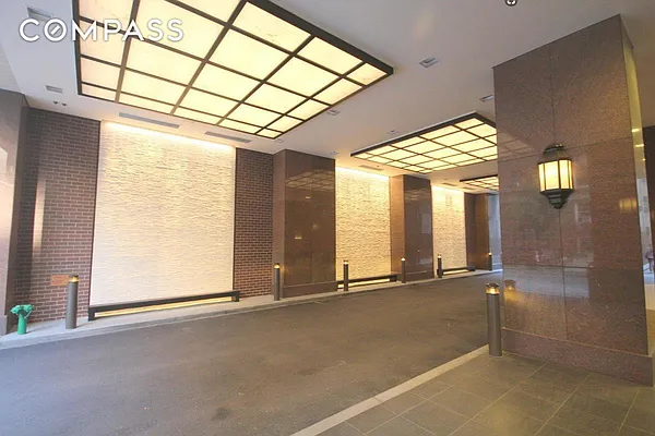 Rented by Compass | media 26