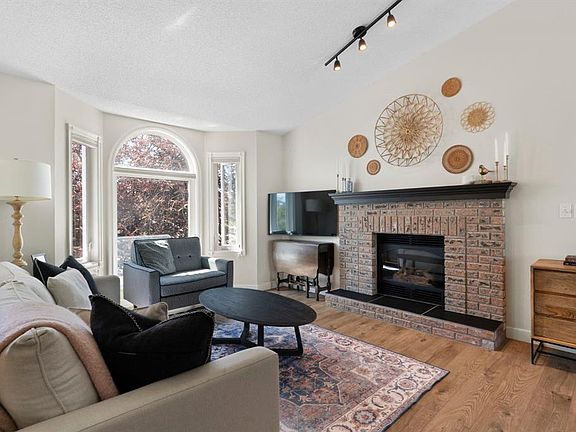 4th image of 34 W McManus Rd