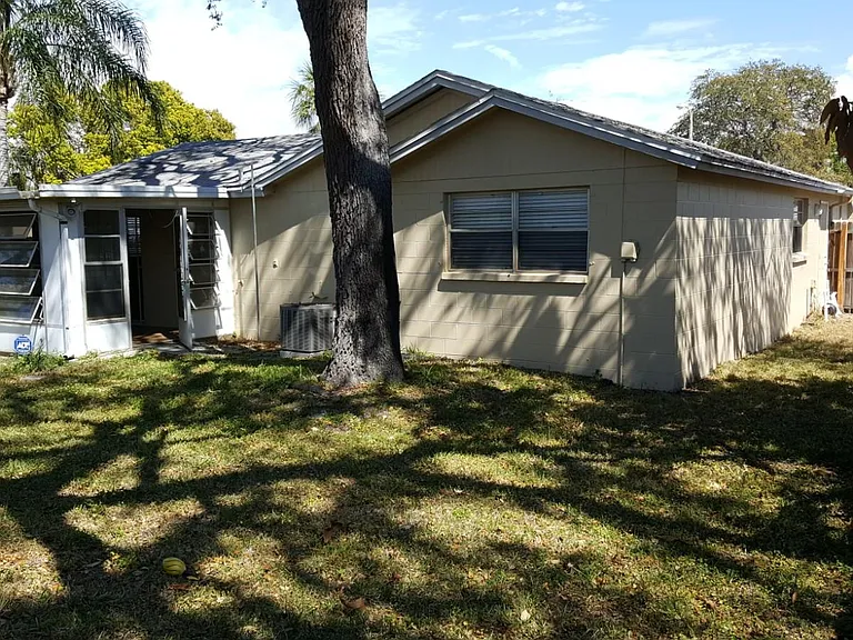 1014 Stonefence Way — Photo 2