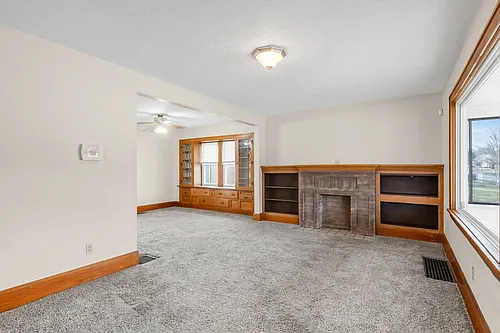 426 Selden Ave Photo 1