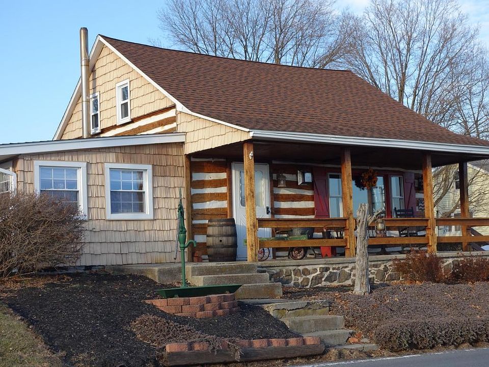 1st image of 2107 Thompson Ave