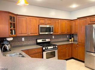 150 George Russell Way #326, Clifton, NJ 07013