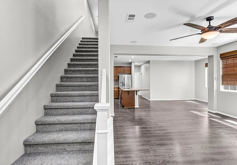 2215 Antonio Dr — Photo 3