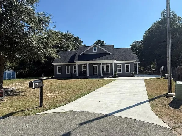 103 Wells Ct, Dudley, NC 28333