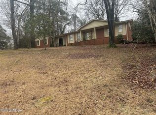 2364 Price Dr, Macon, GA 31206