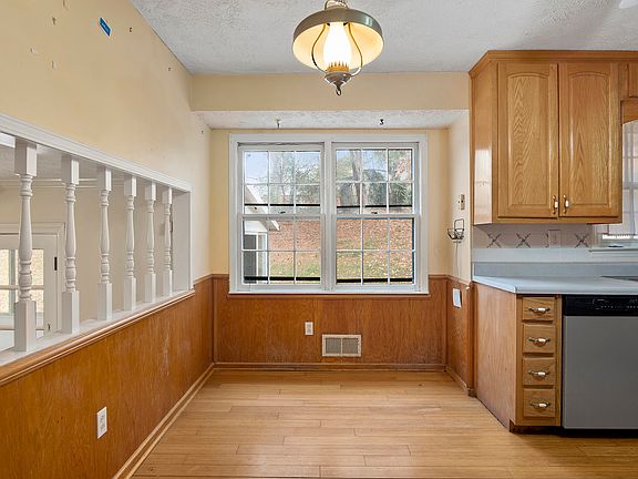 5th image of 344 Lamancha Ct