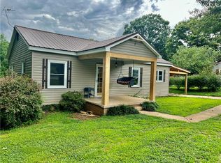 214 Friendship Rd, Seneca, SC 29678