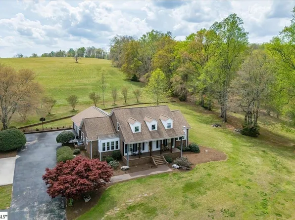 187 Meadow Brook Ln, Pickens, SC 29671