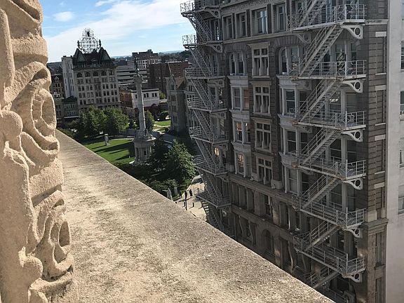 4th image of 129 N Washington Ave #703