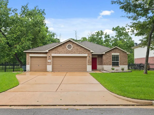 16018 Sea Palms Dr, Crosby, TX 77532