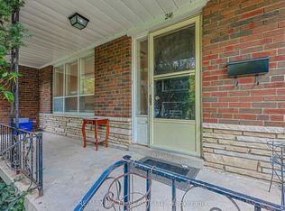 241 Burnett Ave W, Toronto, ON M2N1V9