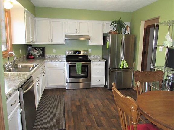 5th image of 4007 Oil Creek Dr