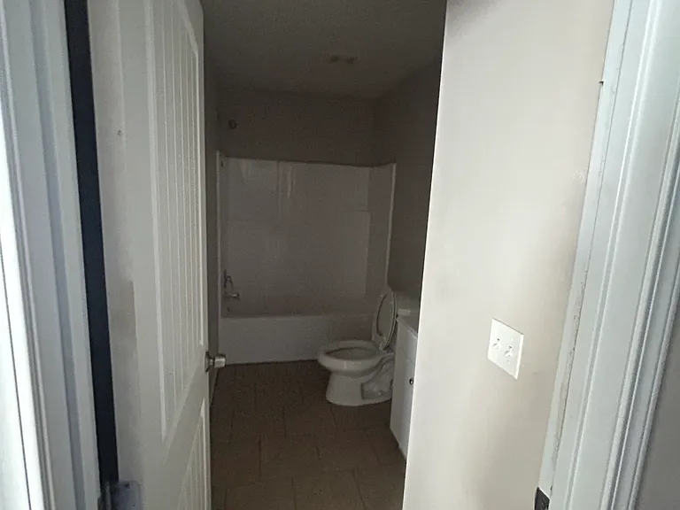 309 10th Ave N #311 — Photo 2