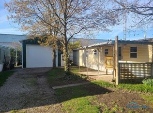 5168 E Gardner Rd, Port Clinton, OH 43452