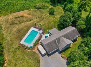 135 Clodfelter Rd, Mooresville, NC 28115