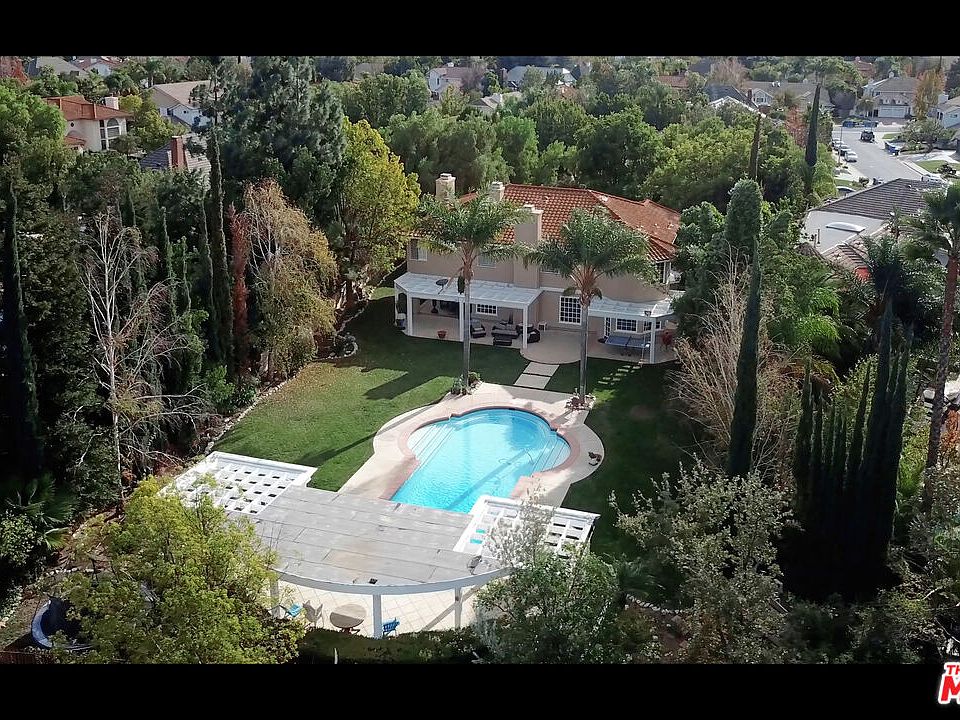 2nd image of 6134 Braemar Ct