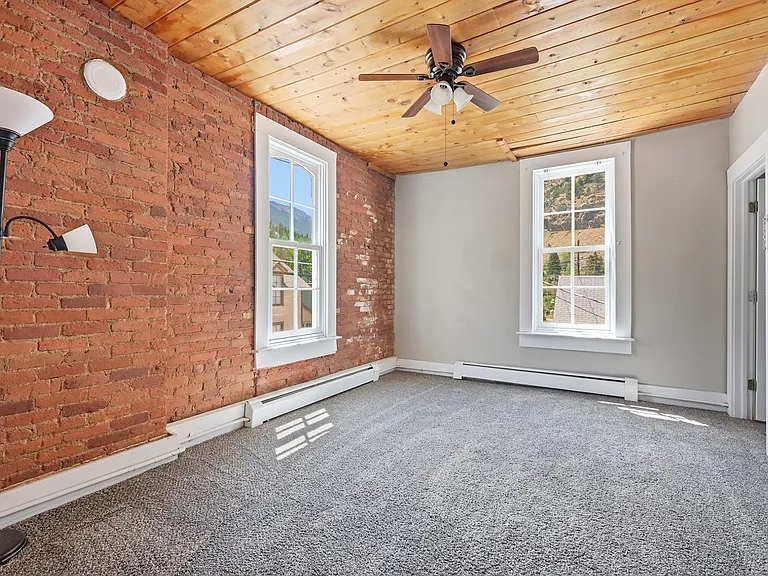 401 Rose St #2 — Photo 17