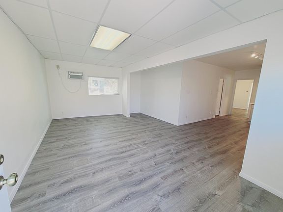 4th image of 9260 Glendon Way