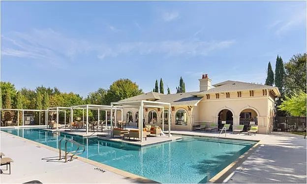 5730 Grosseto Dr — Photo 10