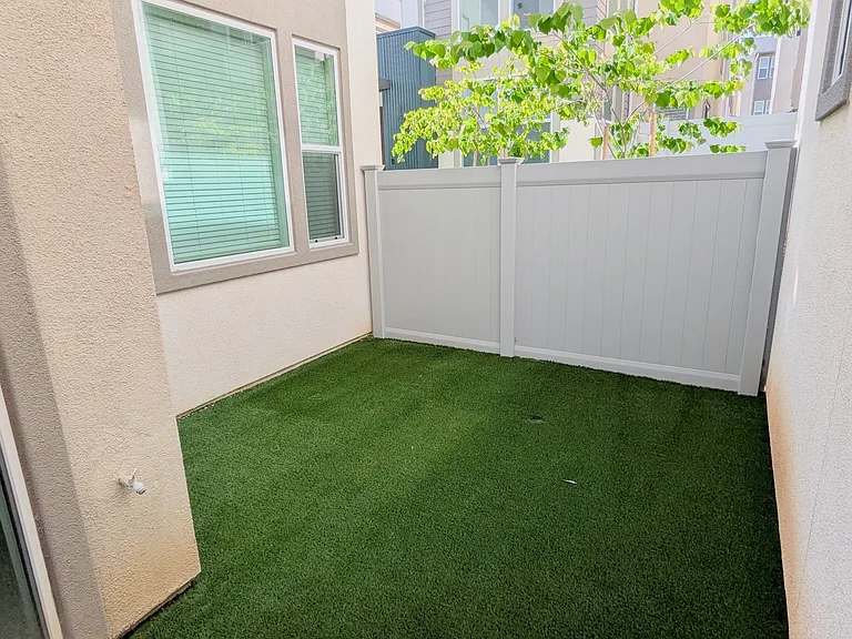 10632 Hud Ct — Photo 17