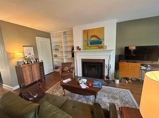 514 6th St SE #B, Washington, DC 20003