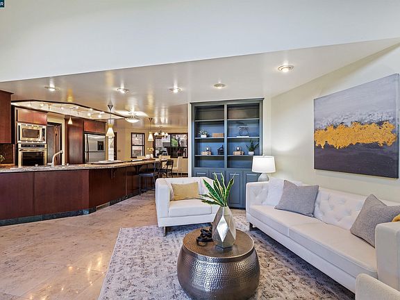 5th image of 39 Mira Loma Rd