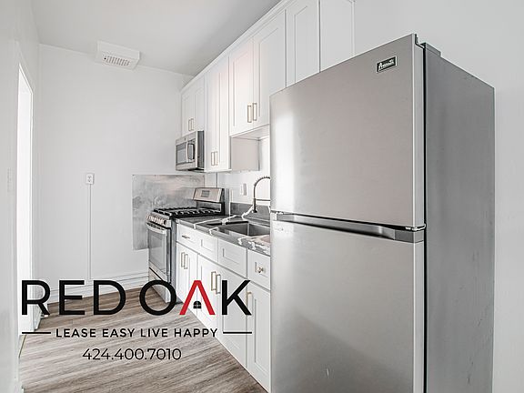 5th image of 687 Shatto Pl #301