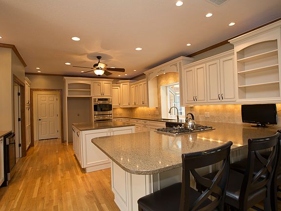 Beautiful Soft-Close Glazed Cabinetry