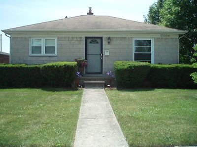 17004 Forest Ave, Eastpointe, MI, 48021