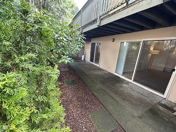 2nd image of 1420 154th Ave NE APT 4605