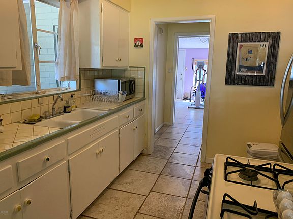 5th image of 6821 E 5th St