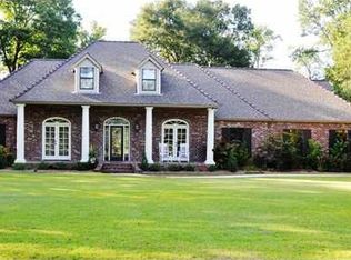 462 Trailhead Dr, Abita Springs, LA 70420