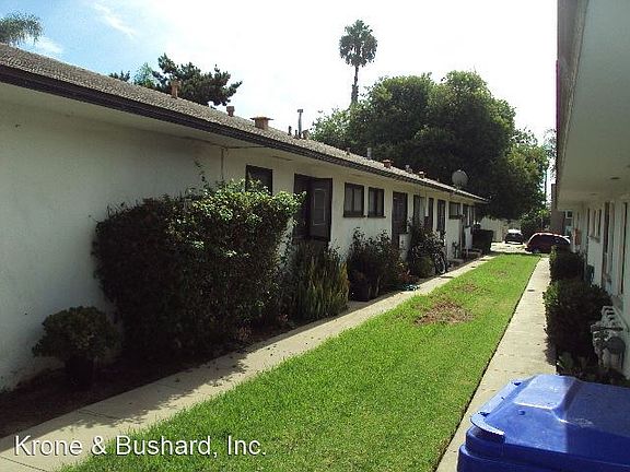 4th image of 934 Chalcedony St #934
