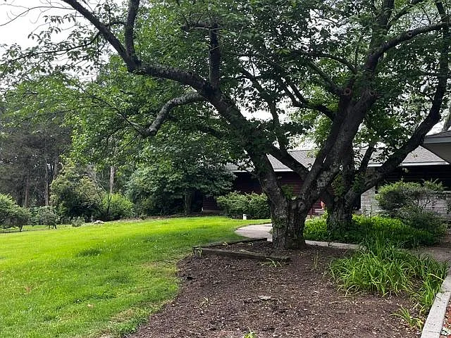 159 Pleasant Valley Rd